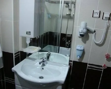 Otel Madi Inci